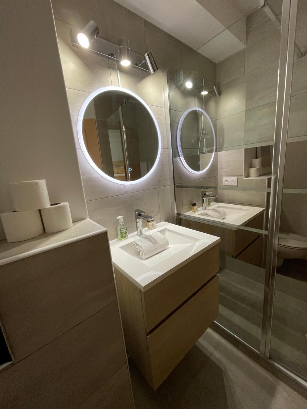 06U - Beautiful Studio In Residence - Swimming Pool And Tennis Court Saint-Laurent-du-Var Ngoại thất bức ảnh